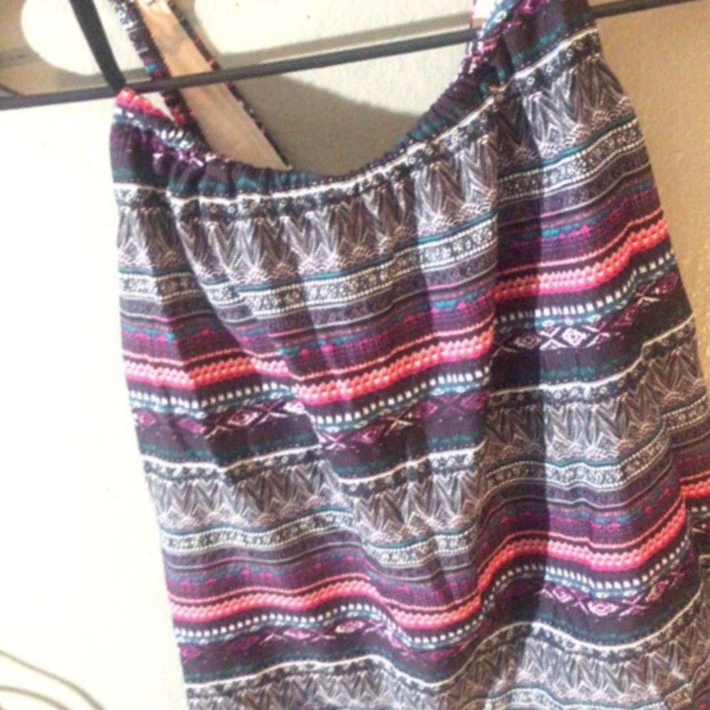 Tank - Picture 2 of 5